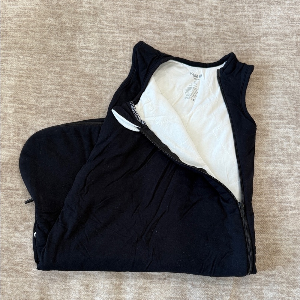 Kyte BABY Black Sleep Sack with White Interior